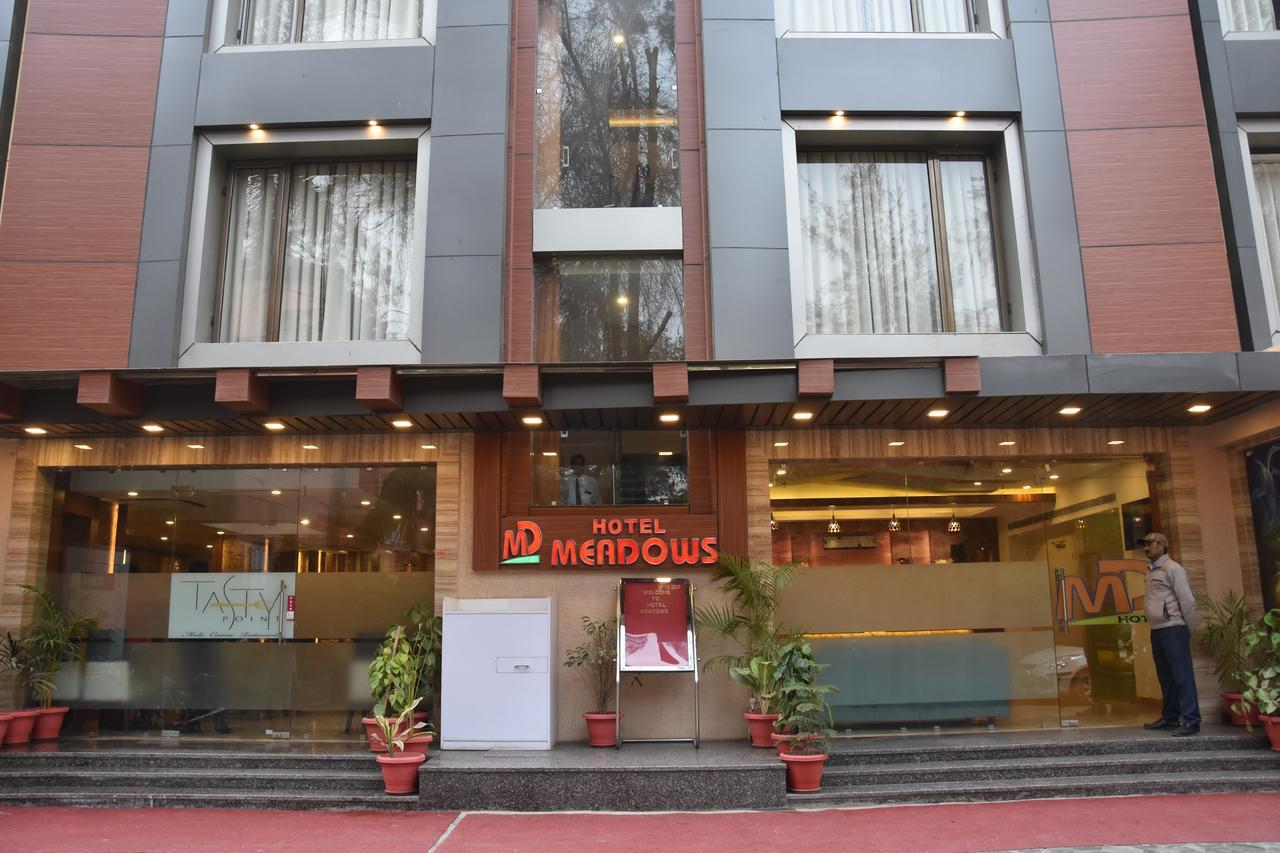 Hotel Meadows Varanasi Dış mekan fotoğraf