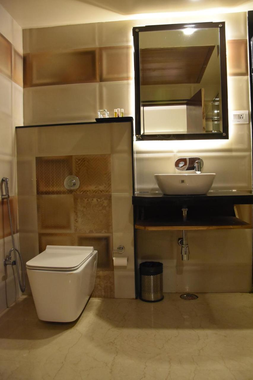 Hotel Meadows Varanasi Dış mekan fotoğraf